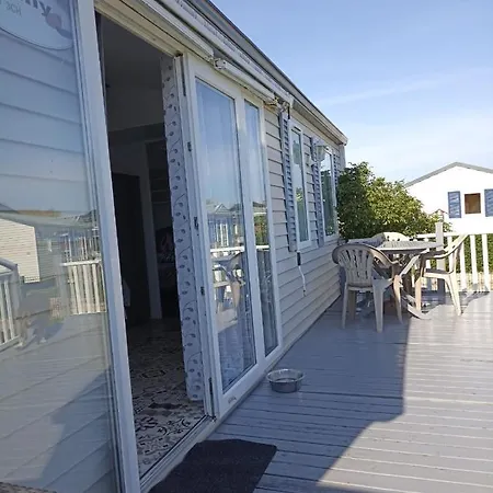 Location Mobil-home Picasso , En Normandie Seine-maritime Pour Particuliers Et Famille, De 4 A 5 Personnes, Dans Un Camping En Terrain Prive, Calme, Cloture, Avec Chalet En Option, Vous Belle Terrasse, Et Grande Campsite