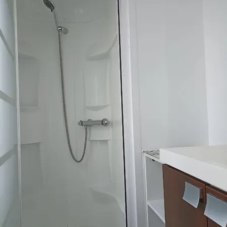Location Mobil-home Picasso , En Normandie Seine-maritime Pour Particuliers Et Famille, De 4 A 5 Personnes, Dans Un Camping En Terrain Prive, Calme, Cloture, Avec Chalet En Option, Vous Belle Terrasse, Et Grande Campsite