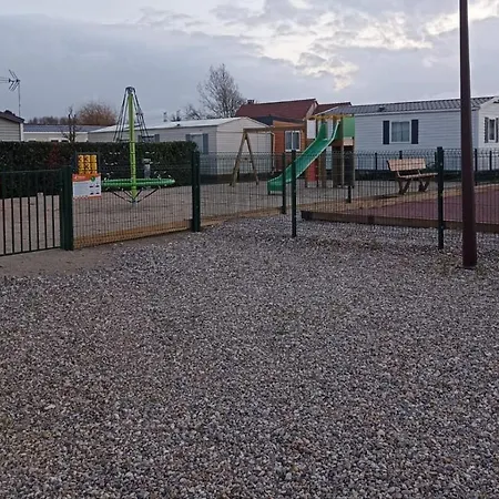 Campsite Location Mobil-home Picasso , En Normandie Seine-maritime Pour Particuliers Et Famille, De 4 A 5 Personnes, Dans Un Camping En Terrain Prive, Calme, Cloture, Avec Chalet En Option, Vous Belle Terrasse, Et Grande