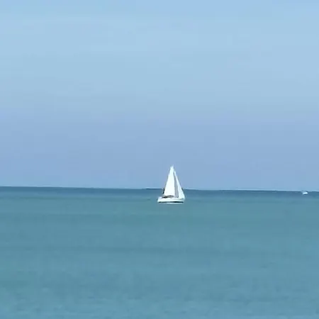 Location Mobil-home Picasso , En Normandie Seine-maritime Pour Particuliers Et Famille, De 4 A 5 Personnes, Dans Un Camping En Terrain Prive, Calme, Cloture, Avec Chalet En Option, Vous Belle Terrasse, Et Grande