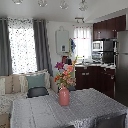 Campsite Location Mobil-home Picasso , En Normandie Seine-maritime Pour Particuliers Et Famille, De 4 A 5 Personnes, Dans Un Camping En Terrain Prive, Calme, Cloture, Avec Chalet En Option, Vous Belle Terrasse, Et Grande
